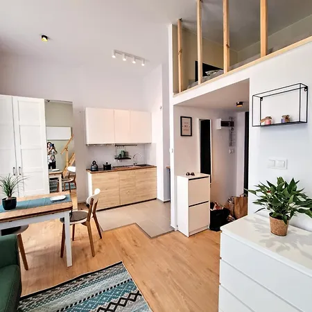 Mielczarskiego A Przy Manufakturze *